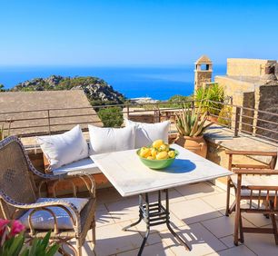 PERSEPHONE UPPER LEVEL TERRACE