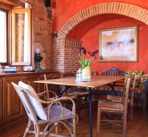 PERSEPHONE UPPER LEVEL FAMILY  ROOM