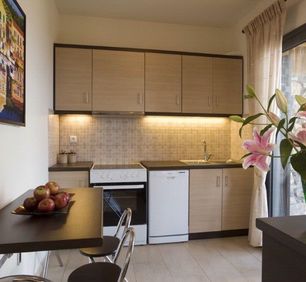 The Kitchen (Fully equipped)