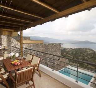 Second floor balcony with wooden pergola